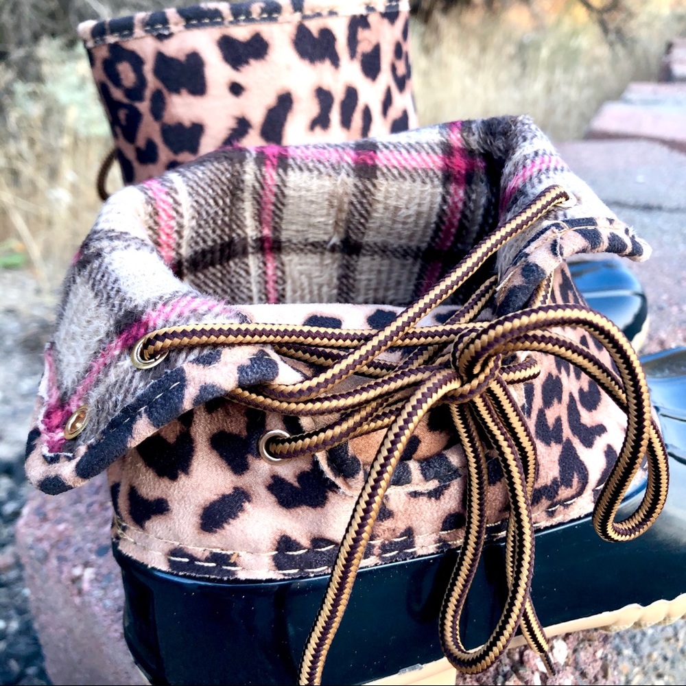 Leopard Rain Boot with Flannel Lining & Laces - Picture 9 of 13